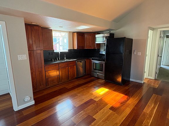 5th image of 1 Pearce St