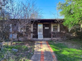 6940 Clover Leaf Dr, Brownwood, TX 76801