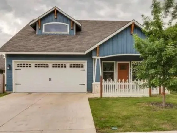 616 Fenet St, McKinney, TX 75069
