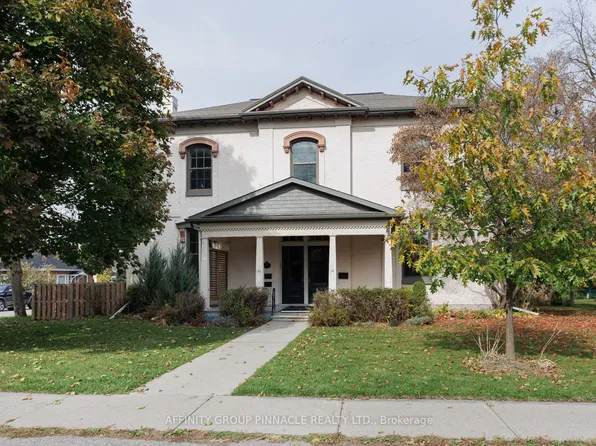 12 Russell St E, Kawartha Lakes, ON K9V 1Z8