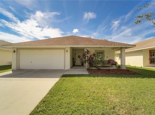 2113 Delightful Dr, Ruskin, FL 33570