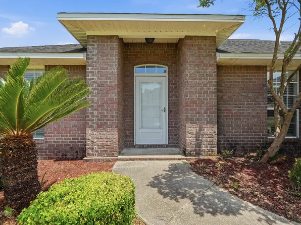 2264 Lewis St, Crestview, FL 32536