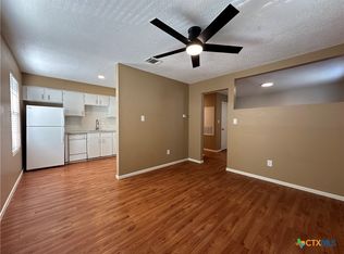 1409 N Bishop St APT 4, San Marcos, TX 78666