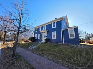 126 Post Rd APT 2R, Warwick, RI 02888