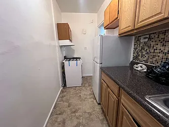 251 Seaman Avenue, #5G