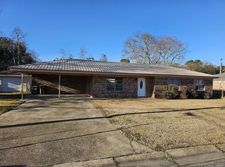 402 Larosa Ave, Long Beach, MS 39560