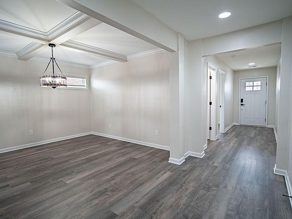 4th image of 2025 Barnhart Dr