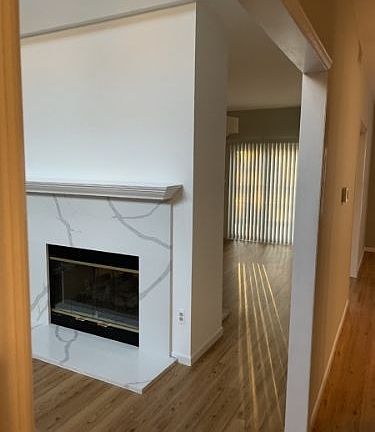 2nd image of 5 Ebersbach Ln