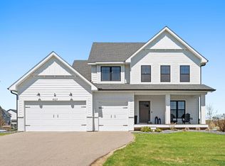 8027 180th St W, Lakeville, MN 55044