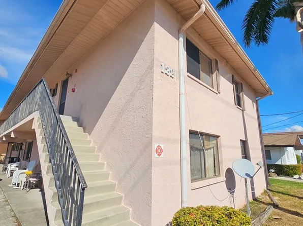 A-101 1221 SE 46th Ln.