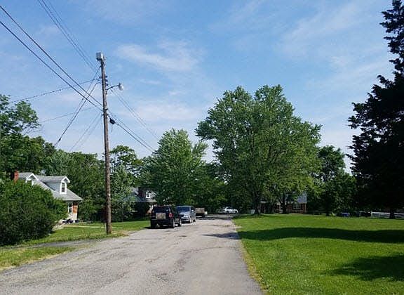 4th image of 2813 Moravec Dr