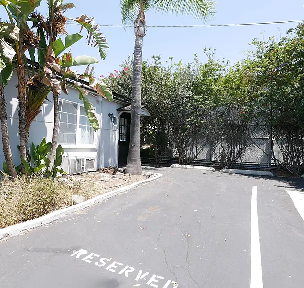 1350 S Escondido Blvd #8 — Photo 7