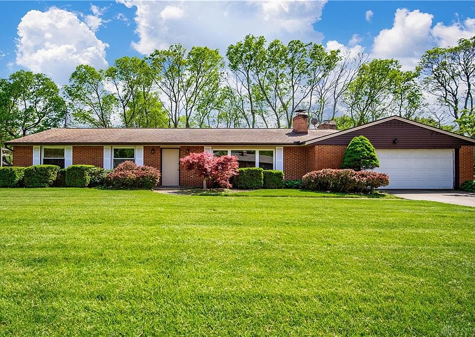 1st image of 134 Shadybrook Dr