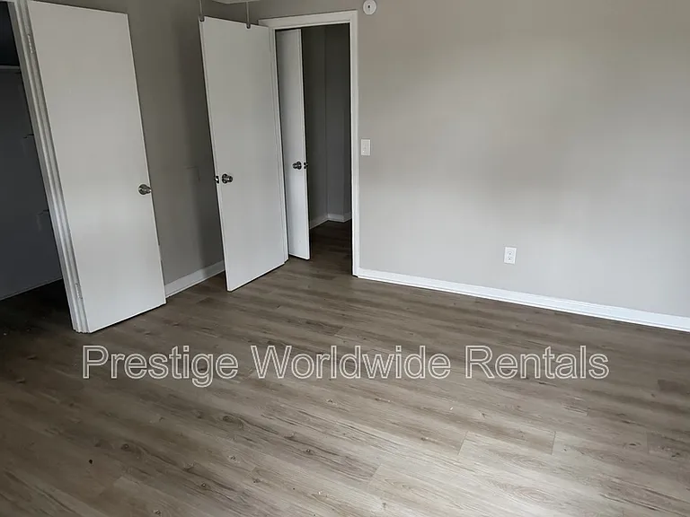 2708 Lumpkin Ct — Photo 8