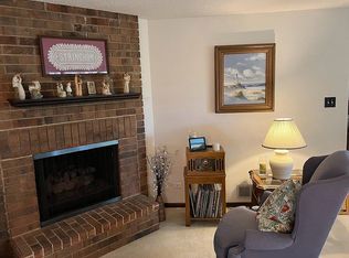 13242 S Oak Ridge Trl APT 2B, Palos Heights, IL 60463