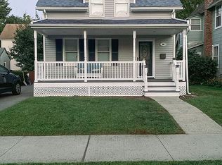 36 Riverside Dr, Suffern, NY 10901