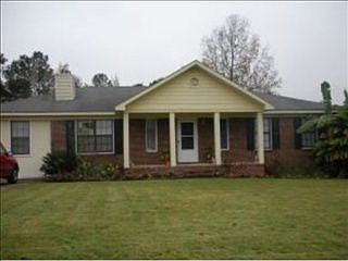 1st image of 673 Wellington Dr