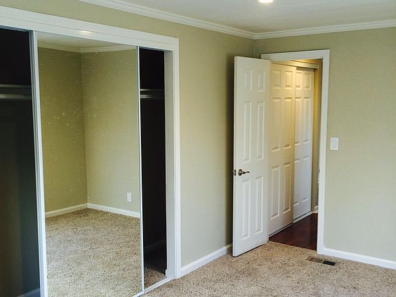 2nd image of 1150 Ventura Blvd Space 114B