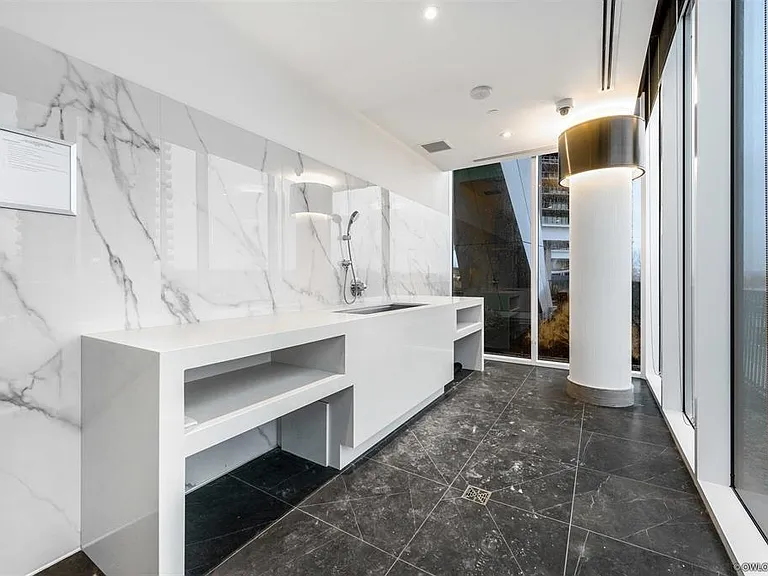 4730 Lougheed Hwy #2501 — Photo 3
