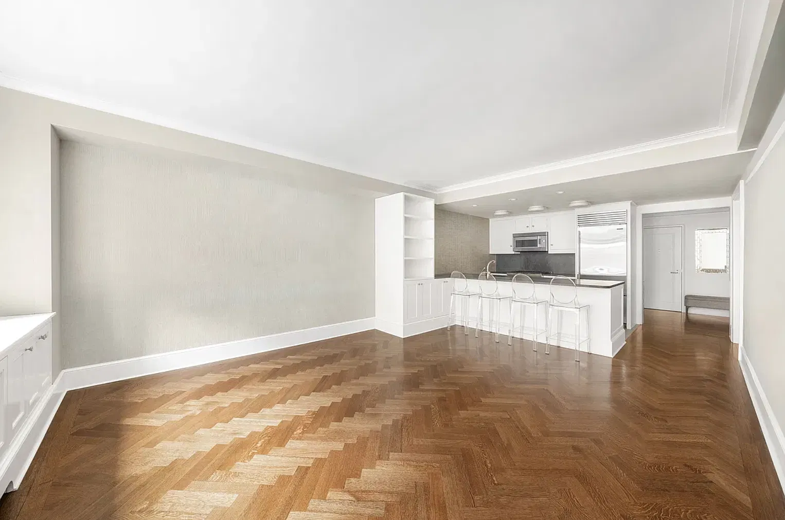 530 Park Avenue — Photo 3