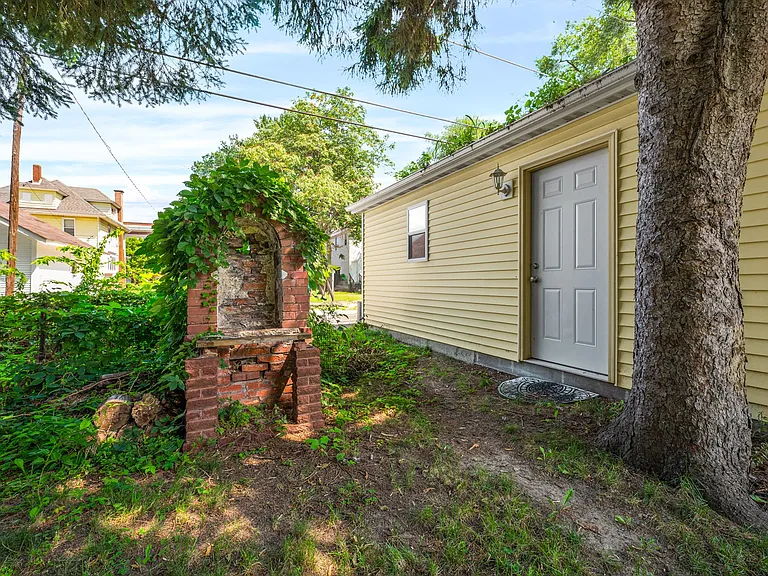 1617 W Barker Ave — Photo 8