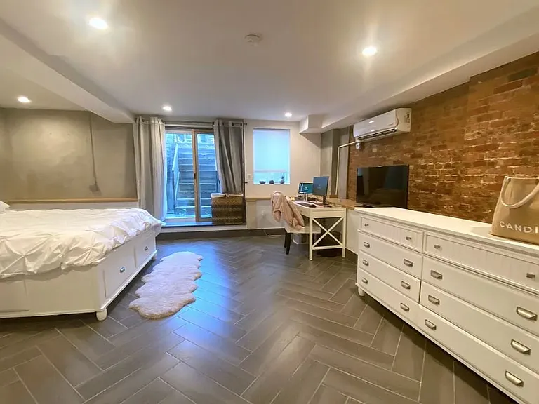 213 Butler St #1 — Photo 8
