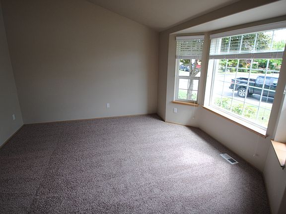 5th image of 7709 193rd Street Ct E