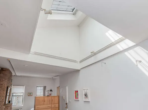 351 West 53rd Street 4 image 3 of 12