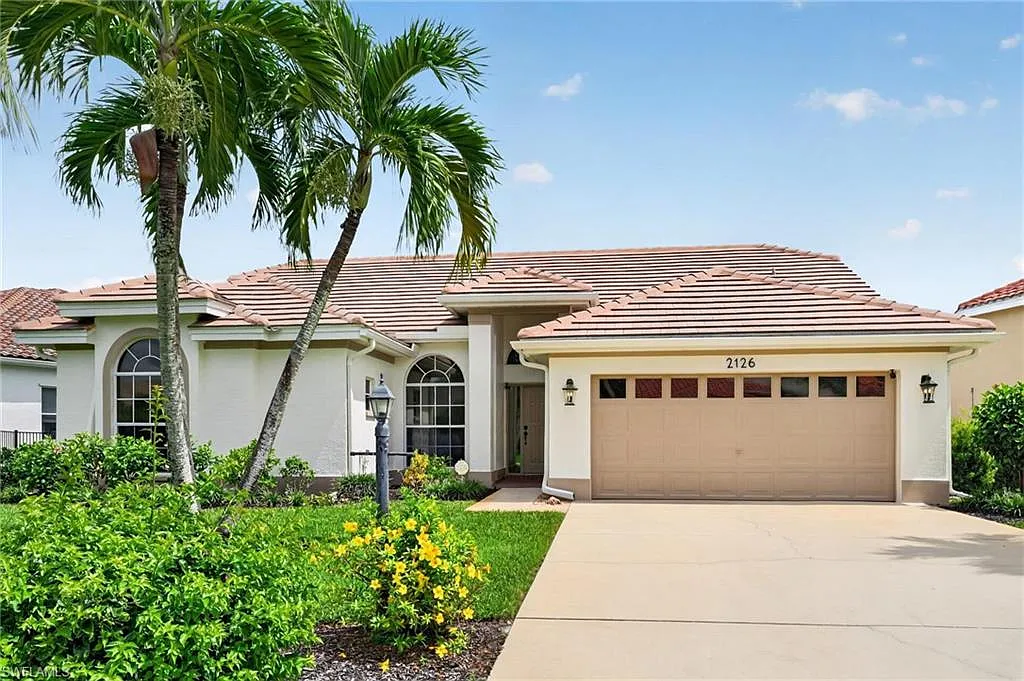 3 bed, 2.0 bath, 1961 sqft, $3,500 — Photo 1
