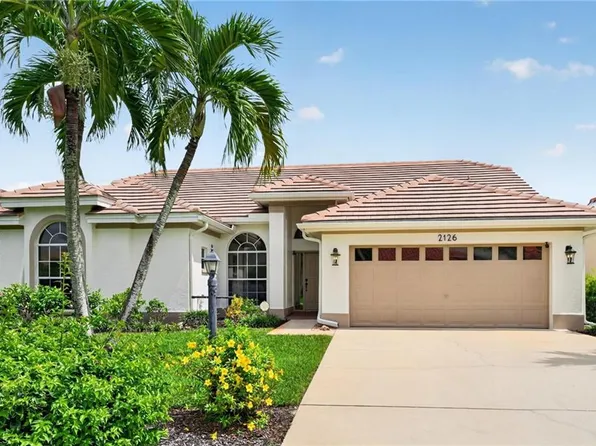 2126 E Crown Pointe Blvd, Naples, FL 34112