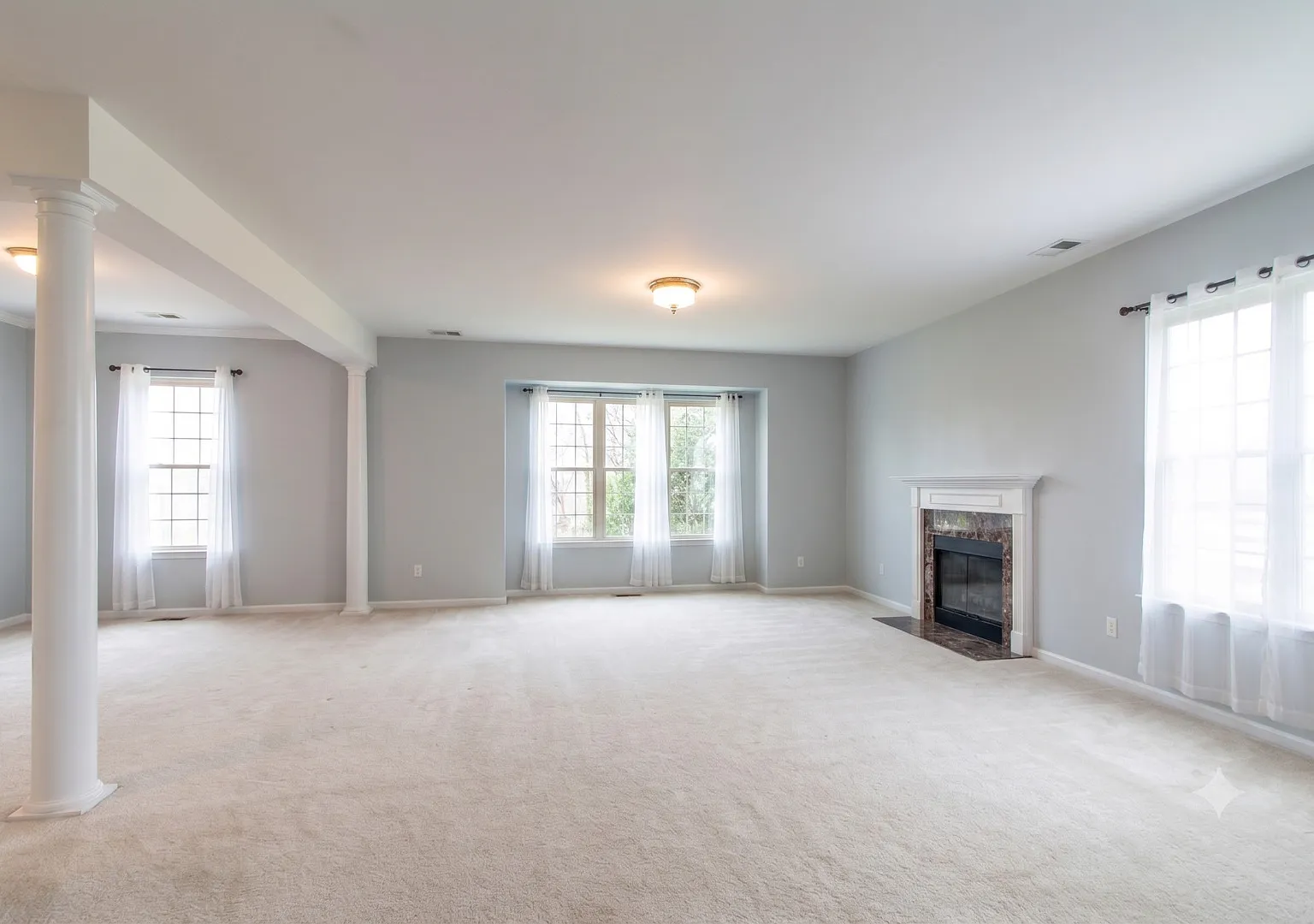 4 bed, 3.5 bath, 2846 sqft, $4,500 — Photo 2