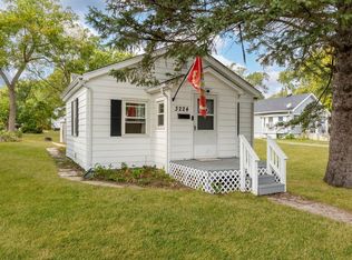 3224 Gilboa Ave, Zion, IL 60099