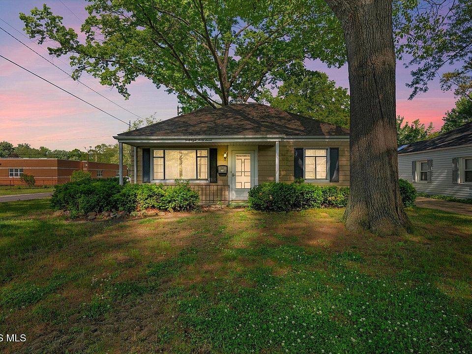 1st image of 4837 Luann Ave