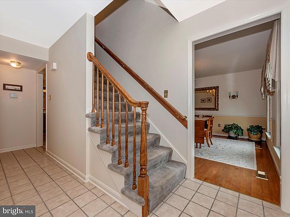 4th image of 7904 W Brookridge Dr