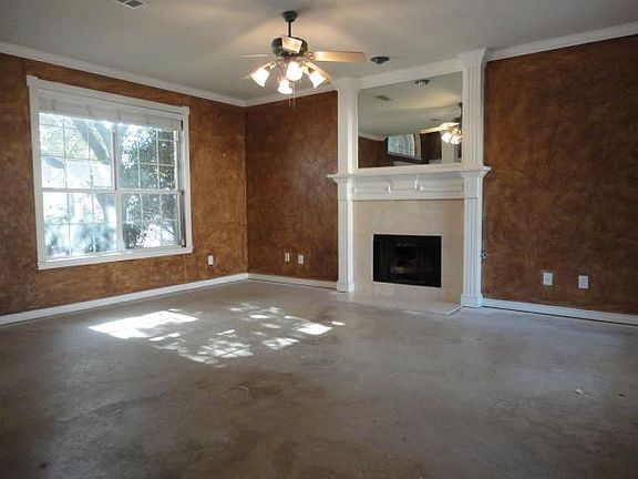 2nd image of 2151 Teal Ct