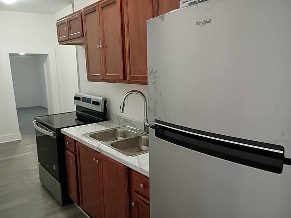 5th image of 14 Hammett Street Ext Unit A