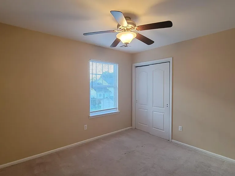 1081 Matthew St — Photo 19