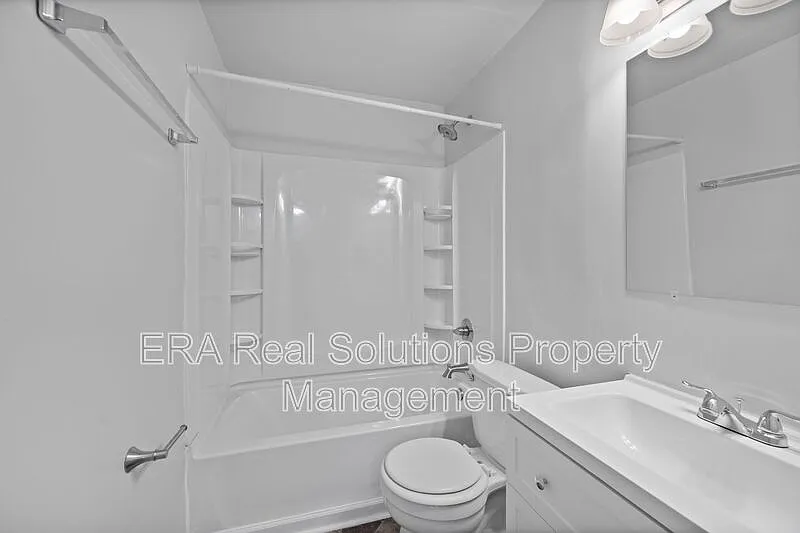Building Photo - 8268 Sandy Ln #B