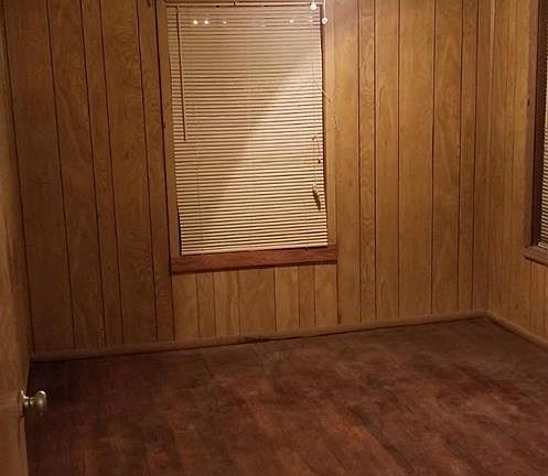4th image of 3044 E 24th St