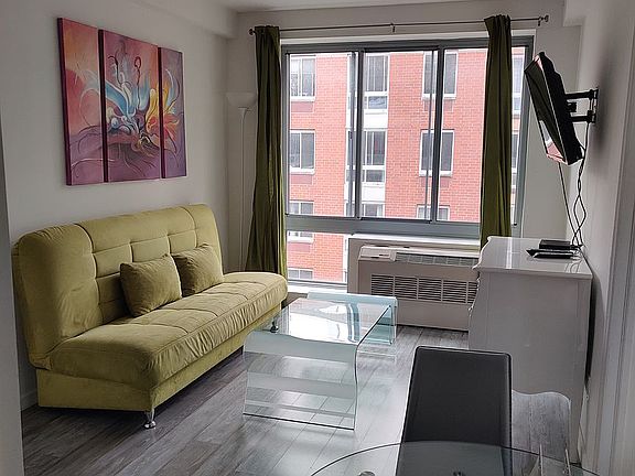 5th image of 521 W 48th St #6A