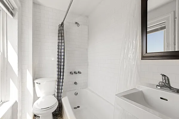 Rented by Corcoran | media 5