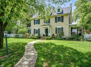 44 Beekman Rd, Summit, NJ 07901