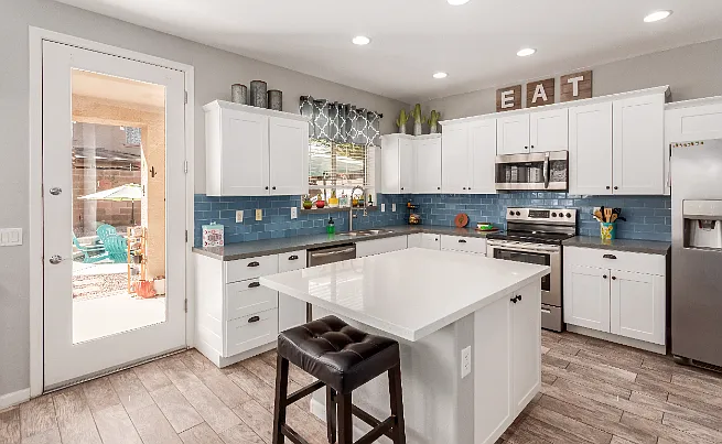 3285 E Lafayette Ave — Photo 13