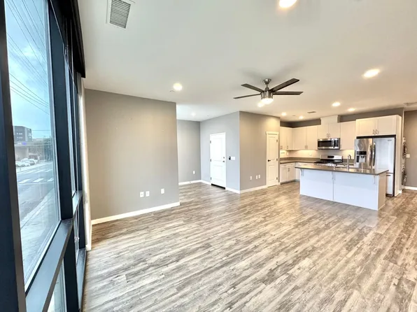 325 Robinson Avenue, 325 Robinson Ave Suite 201, San Diego, CA 92103