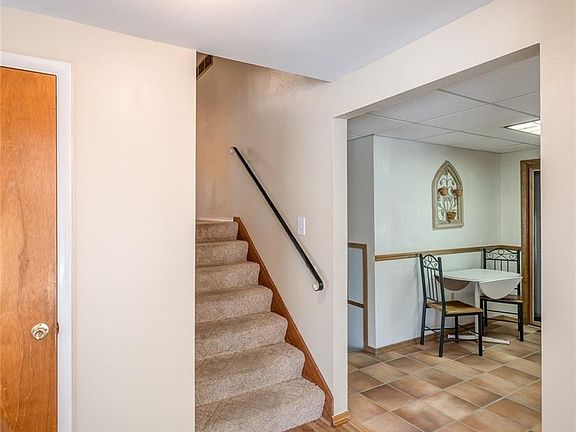 2nd image of 6801 Stillmore Dr