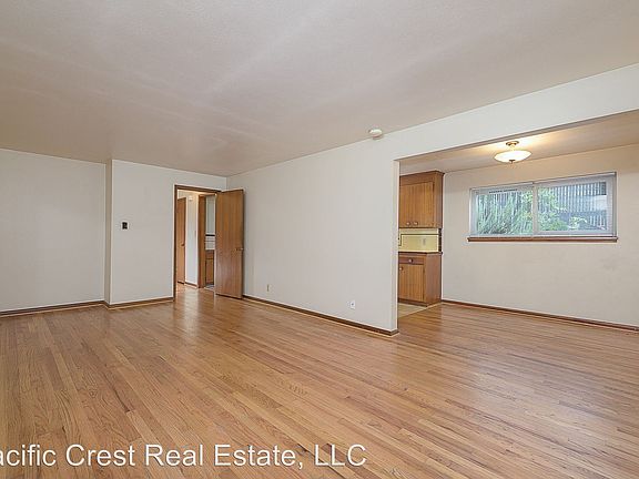 2nd image of 2410 NE 54th St #2410