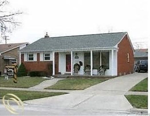 1st image of 6740 Rosemary St
