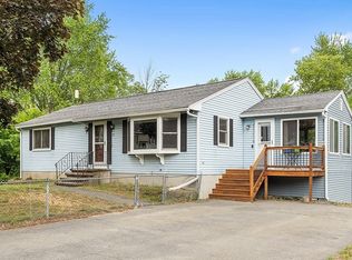 33 Camden St, Dracut, MA 01826