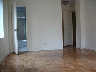 Rented by Domus Realty