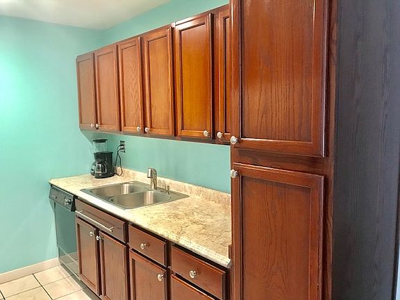 3rd image of 10A E Dundee Quarter Dr Unit 108